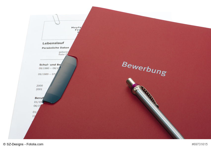 Klassische Bewerbermappe mit Stift